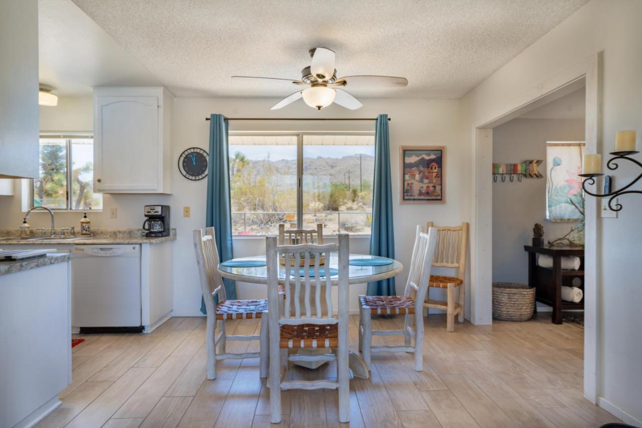 Float Pool, Hot Tub, Sauna, Views, Telescope-Skywatchers Haven Joshua Tree Esterno foto