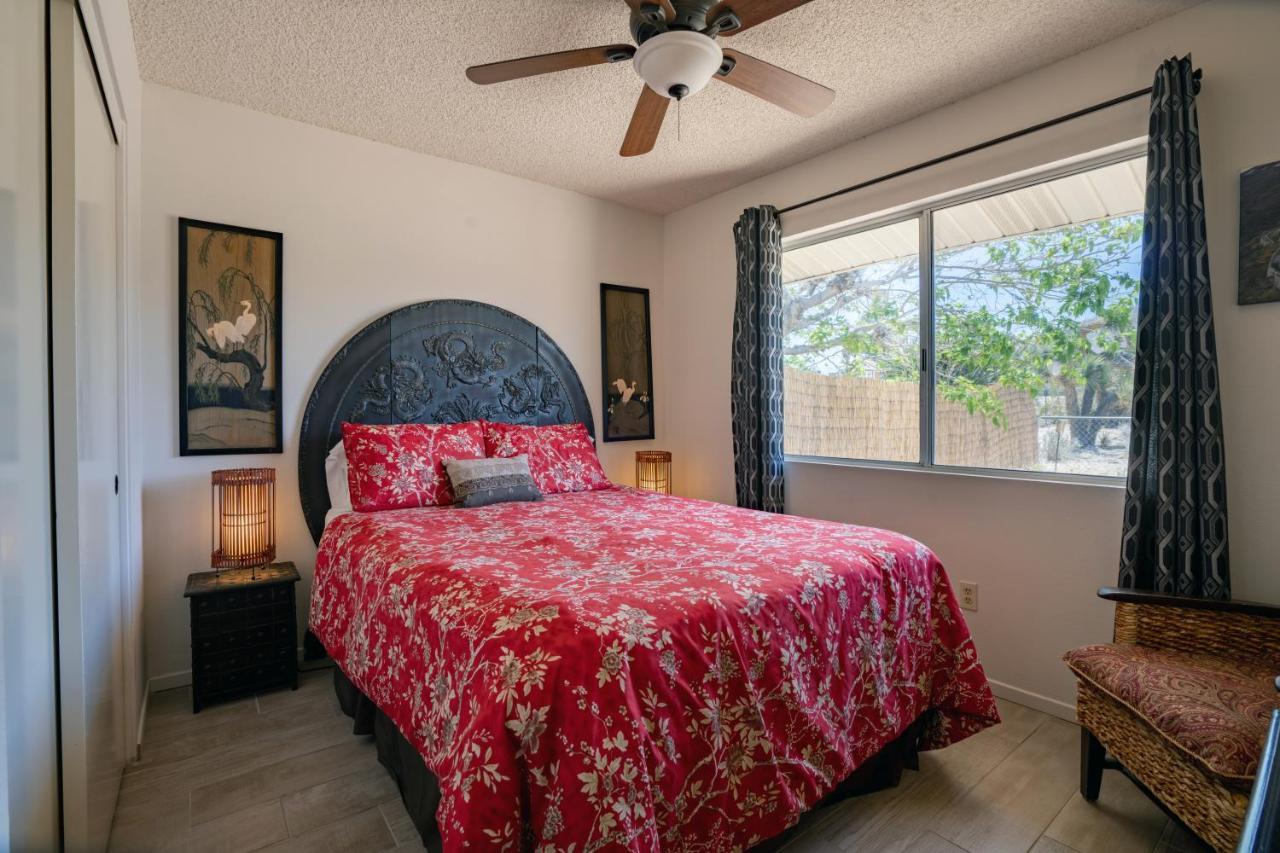 Float Pool, Hot Tub, Sauna, Views, Telescope-Skywatchers Haven Joshua Tree Esterno foto